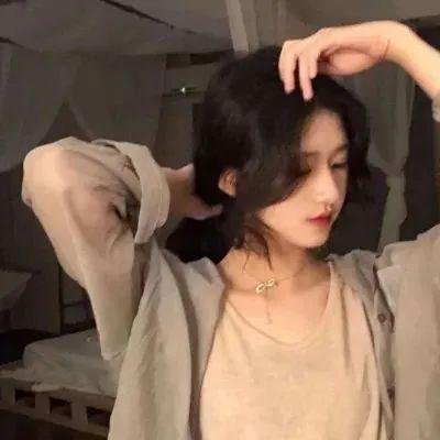 濶少艳福